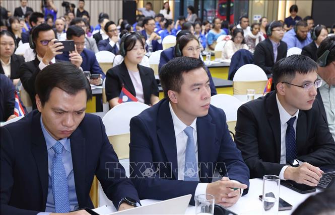Delegates at the forum. VNA Photo: Phương Hoa