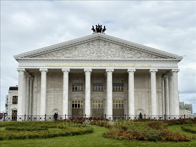Nhà hát Opera và Ballet 