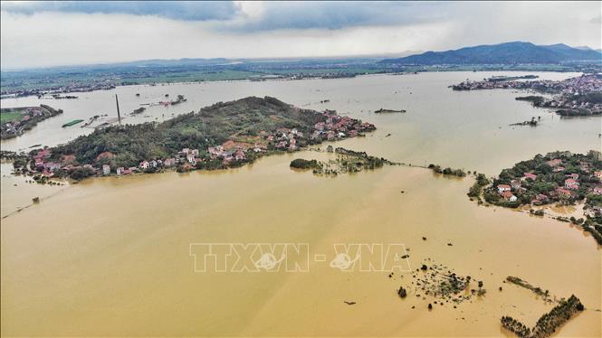 Xã Trí Yên đã bị cô lập. Ảnh: Danh Lam -TTXVN 