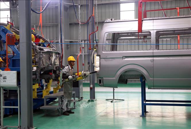 Thị Trường Ô Tô Việt Nam: Kim Long Motor Nhanh Chóng Khẳng Định Vị Thế Mới