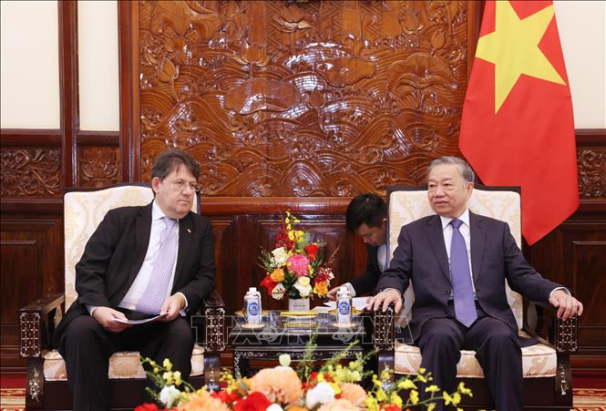 Tổng Bí thư, Chủ tịch nước Tô Lâm tiếp Đại sứ Cộng hòa Áo tại Việt Nam Philippo Agathonnos. Ảnh: Lâm Khánh - TTXVN