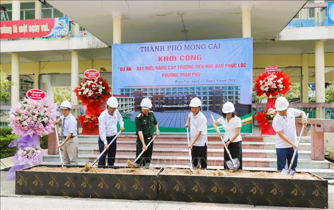 Khởi công dự án xây mới, nâng cấp Trường Tiểu học Đào Phúc Lộc. Ảnh: TTXVN phát