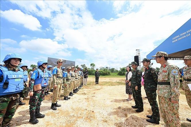 Sáng 20/9/2023, tại Trung tâm huấn luyện quốc gia 4, Bộ Quốc phòng Việt Nam phối hợp với Bộ Quốc phòng Nhật Bản tổ chức diễn tập đánh giá năng lực của quân nhân Gìn giữ hòa bình Liên Hợp quốc. Ảnh: TTXVN phát
