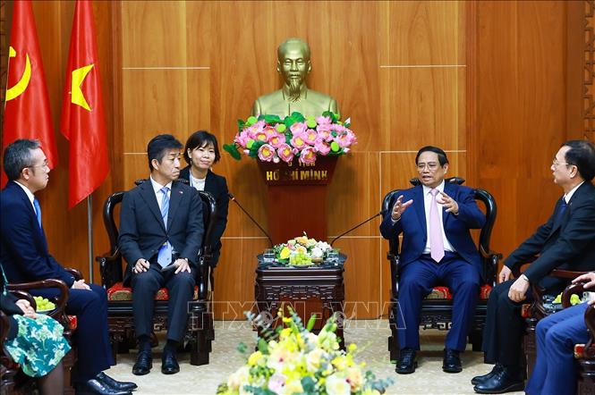 Thủ tướng Phạm Minh Chính tiếp ông Nakagawa Tetsuyuki, Tổng Giám đốc Aeon Mall Việt Nam. Ảnh: Dương Giang-TTXVN