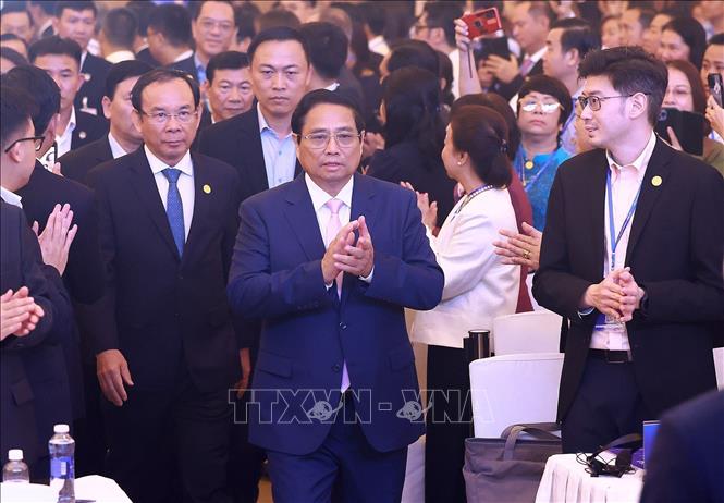 Prime Minister Pham Minh Chinh attends the opening ceremony of the 5th Ho Chi Minh City Economic Forum in Ho Chi Minh City on September 25. VNA Photo: Dương Giang