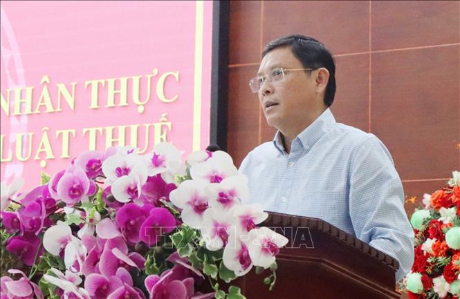 Phó Chủ tịch Thường trực UBND tỉnh Đắk Lắk Nguyễn Tuấn Hà phát biểu chỉ đạo tại hội nghị. Ảnh: Hoài Thu - TTXVN