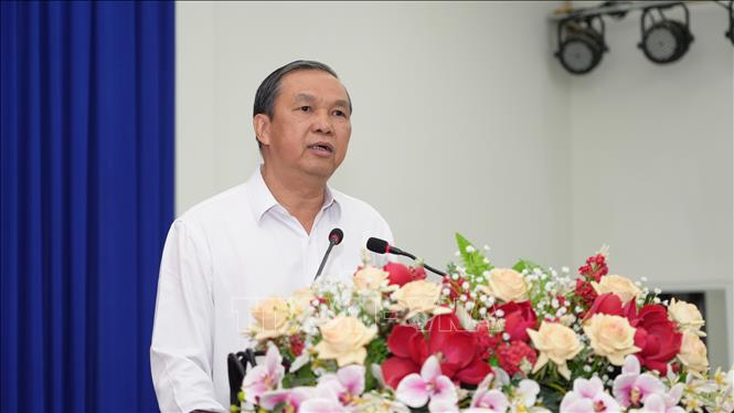 Phó Chủ tịch UBND tỉnh Tây Ninh Dương Văn Thắng phát biểu. Ảnh: Minh Phú - TTXVN