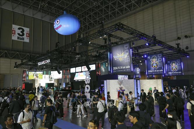 Khách tham quan tại Triển lãm trò chơi điện tử Tokyo ở thành phố Chiba, Nhật Bản, ngày 26/9/2024. Ảnh: Kyodo/TTXVN