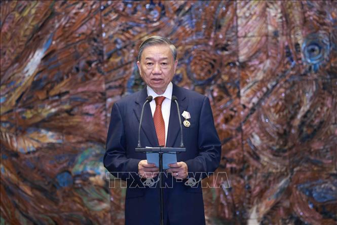Vietnamese Party General Secretary and State President To Lam speaks at the ceremony. VNA Photo: Lâm Khánh