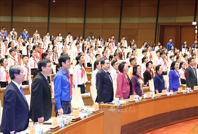 Chủ tịch Quốc hội Trần Thanh Mẫn và các đại biểu dự Phiên họp giả định 