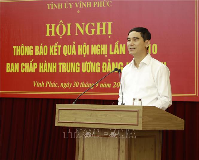 Bí thư Tỉnh ủy Vĩnh Phúc Dương Văn An  phát biểu thông tin về kết quả Hội nghị lần thứ 10 Ban chấp hành Trung ương Đảng khóa XIII. Ảnh: Hoàng Hùng – TTXVN