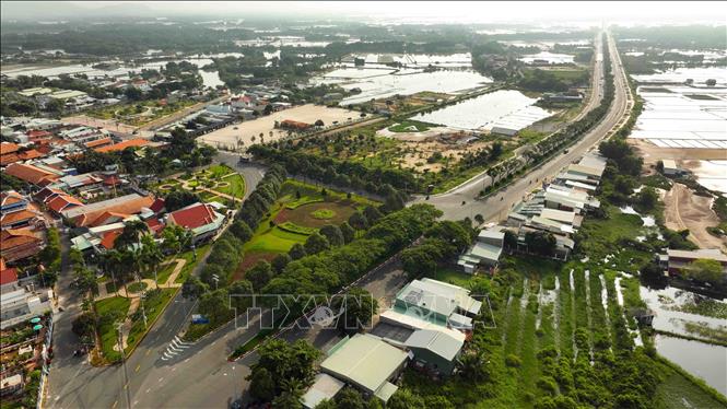 Điểm đầu tuyến dự án nâng cấp mở rộng đường ven biển ở xã Long Sơn, thành phố Vũng Tàu đã hoàn thành và đưa vào sử dụng. Ảnh: Vũ Sinh – TTXVN