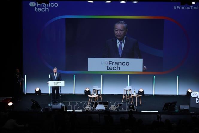 Party General Secretary amd State President To Lam makes a speech at the FrancoTech 2024. VNA Photo: Trí Dũng 