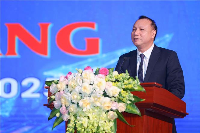 PGS.TS Nguyễn Đức Sơn, hiệu trưởng trường Đại học Sư phạm Hà Nội phát biểu chào mừng năm học mới. Ảnh: Thanh Tùng - TTXVN 