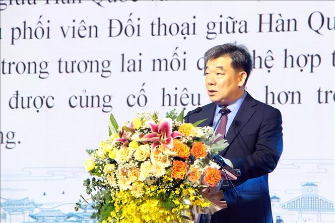 Tổng Lãnh sự Hàn Quốc tại Thành phố Hồ Chí Minh Shin Choong Il phát biểu tại sự kiện Ảnh: Trung Kiên - TTXVN