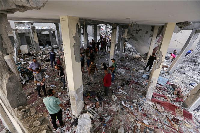 Cảnh đổ nát do xung đột Hamas-Israel tại Deir al-Balah, Dải Gaza. Ảnh: THX/TTXVN