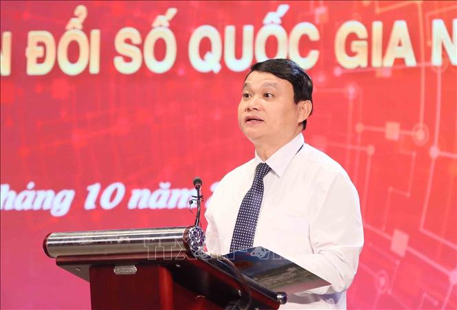 Phó Chủ tịch Ủy ban nhân dân tỉnh Sơn La Đặng Ngọc Hậu phát biểu. Ảnh: Quang Quyết - TTXVN