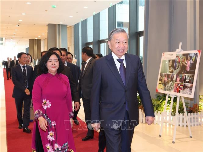 Tổng Bí thư, Chủ tịch nước Tô Lâm đến dự Lễ kỷ niệm 70 năm Ngày Giải phóng Thủ đô. Ảnh: Trí Dũng – TTXVN