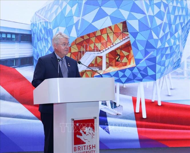 GS.TS Raymond Gordon - Hiệu trưởng trường Đại học Anh quốc Việt Nam phát biểu. Ảnh: Thanh Tùng - TTXVN