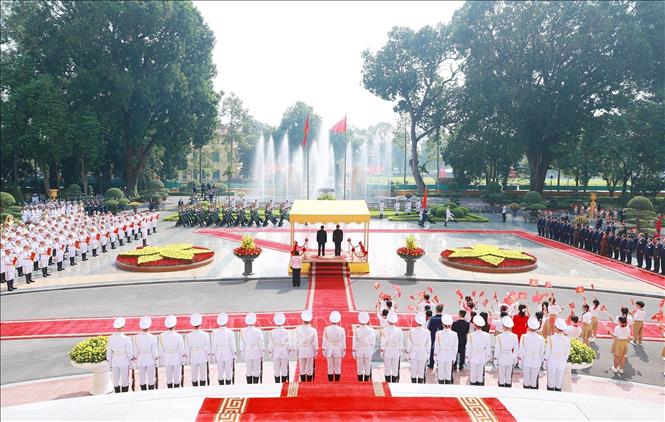 Lễ đón Thủ tướng Trung Quốc Lý Cường thăm chính thức Việt Nam. Ảnh: Dương Giang-TTXVN