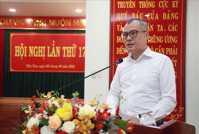 Bí thư Tỉnh ủy Phú Yên Phạm Đại Dương phát biểu chỉ đạo về công tác xây dựng Văn kiện Đại hội Đảng bộ tỉnh lần thứ XVIII. Ảnh: Xuân Triệu - TTXVN