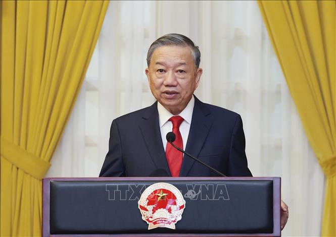 Tổng Bí thư, Chủ tịch nước Tô Lâm, Bí thư Quân uỷ Trung ương, Chủ tịch Hội đồng Quốc phòng và An ninh, Thống lĩnh các lực lượng vũ trang phát biểu chỉ đạo. Ảnh: Lâm Khánh - TTXVN