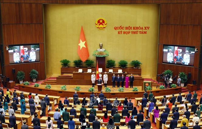 President Luong Cuong takes his oath in Hanoi on October 21. VNA Photo