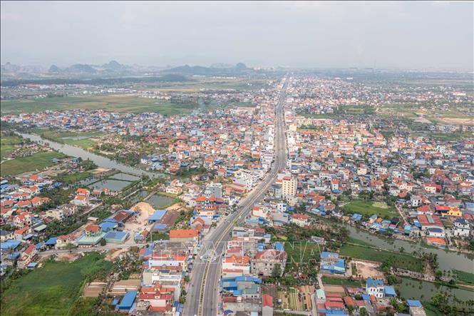 Hệ thống hạ tầng đô thị, giao thông Thuỷ Nguyên ngày càng hiện đại. Ảnh: Hoàng Hiếu - TTXVN