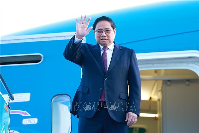 Prime Minister Pham Minh Chinh leaves for his visit to Russia to attend the expanded BRICS Summit. VNA Photo: Dương Giang
