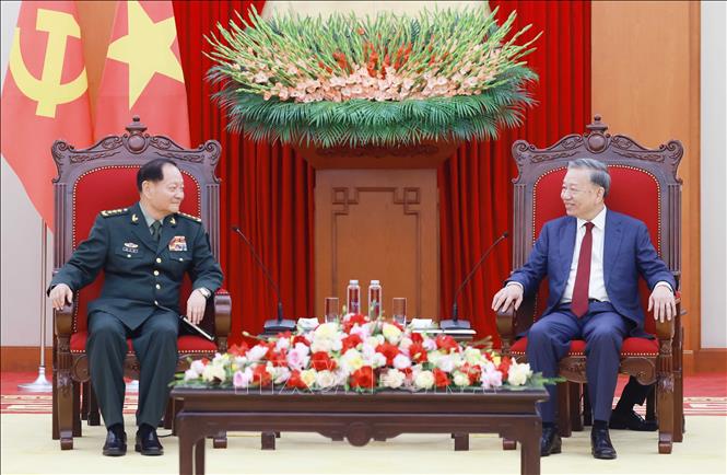 Tổng Bí thư Tô Lâm tiếp Phó Chủ tịch Quân ủy Trung ương Trung Quốc Trương Hựu Hiệp. Ảnh: Thống Nhất – TTXVN