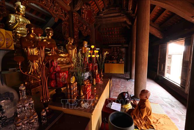Ngoa Van contains traces of ancient culture in the complex of the Tran Dynasty special national relic site in Dong Trieu Town. VNA Photo: Minh Đức