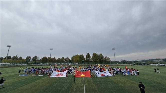 Các đội tham gia giải. Ảnh: Đức Thắng - P/v TTXVN tại Hàn Quốc