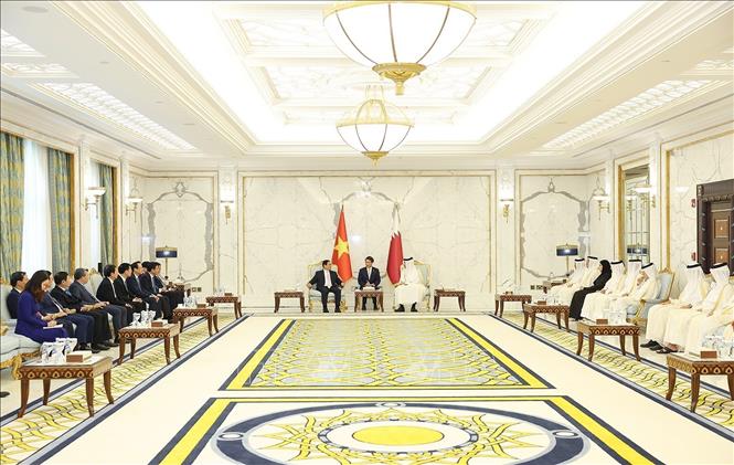 Thủ tướng Phạm Minh Chính hội đàm với Thủ tướng Nhà nước Qatar Sheikh Mohammed bin Abdulrahman bin Jasim Al-Thani. Ảnh: Dương Giang-TTXVN