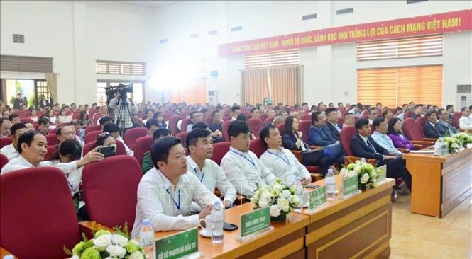 Quang cảnh Hội nghị xúc tiến thu hút đầu tư Cụm công nghiệp Đầm Hà B. Ảnh: Thanh Vân-TTXVN 
