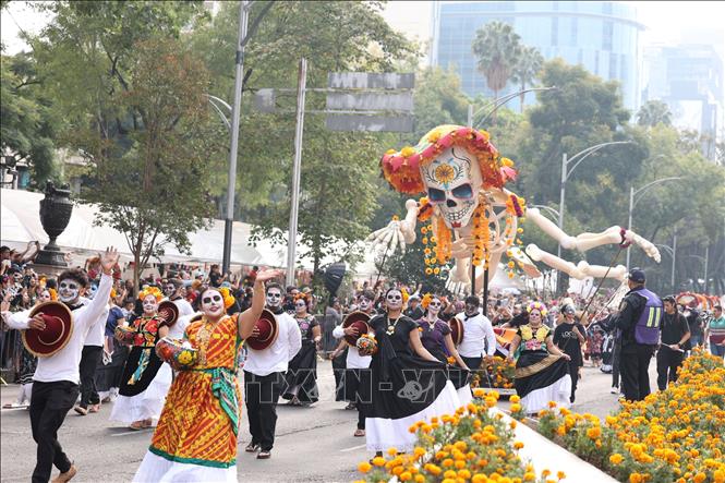 Quang cảnh cuộc diễu hành 