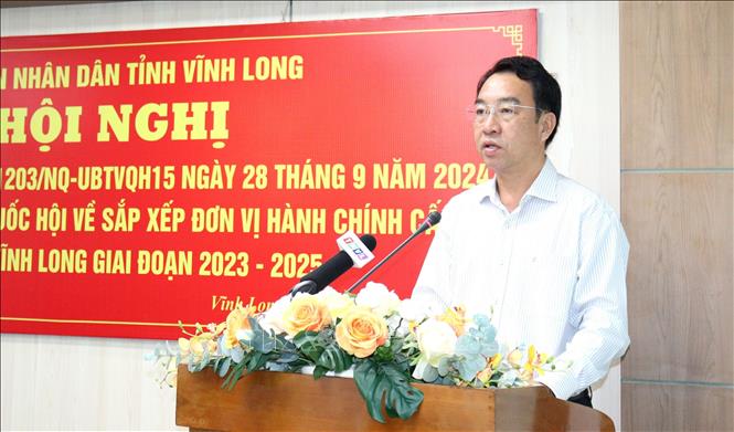 Chủ tịch UBND tỉnh Vĩnh Long Lữ Quang Ngời phát biểu tại Hội nghị. Ảnh: Lê Thúy Hằng – TTXVN.
