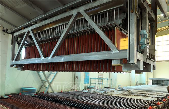 Hoạt động sản xuất tại Nhà máy Luyện đồng số 2, xã Bản Qua, huyện Bát Xát (Chi nhánh Luyện đồng Lào Cai). Ảnh: Quốc Khánh - TTXVN