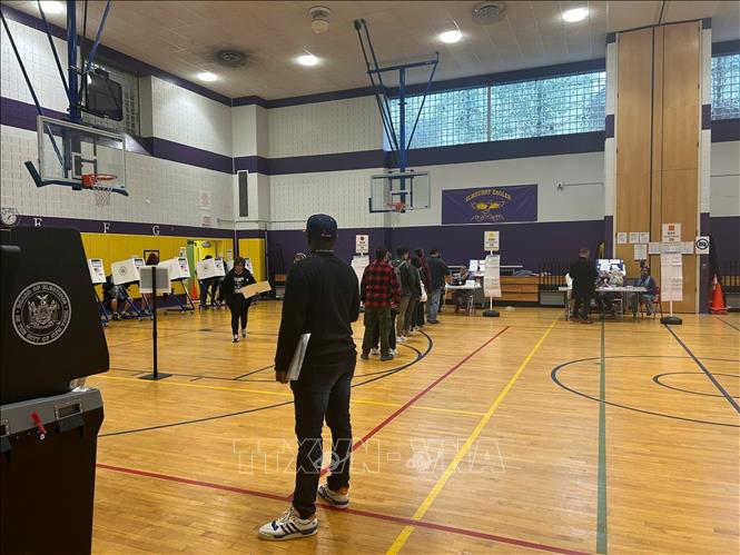 Một điểm bầu cử Tổng thống ở trường tiểu học tại quận Queens, thành phố New York. Ảnh: Thanh Tuấn - Phóng viên TTXVN tại Mỹ