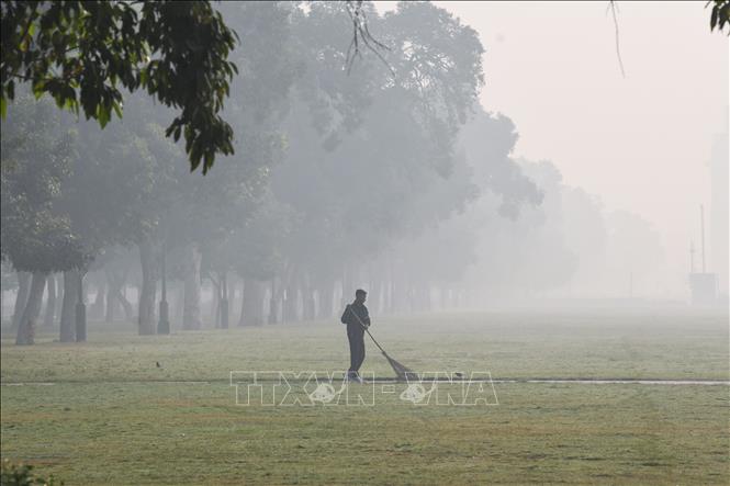 Ô nhiễm không khí nghiệm trọng tại New Delhi, Ấn Độ ngày 5/11/2024. Ảnh: ANI/TTXVN