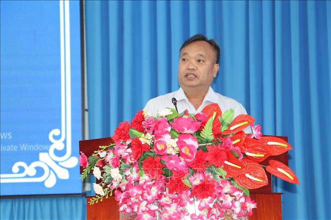 Ông Nguyễn Văn Lễ, Phó Giám đốc Sở Kế hoạch Đầu tư Tiền Giang phát biểu tại buổi gặp gỡ. Ảnh: Minh Trí - TTXVN