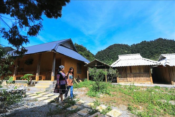 Không gian trưng bày văn hóa người Mông sắp được hoạt động của chị Sùng Y Múa tại xã Hang Kia. Ảnh: Trọng Đạt-TTXVN