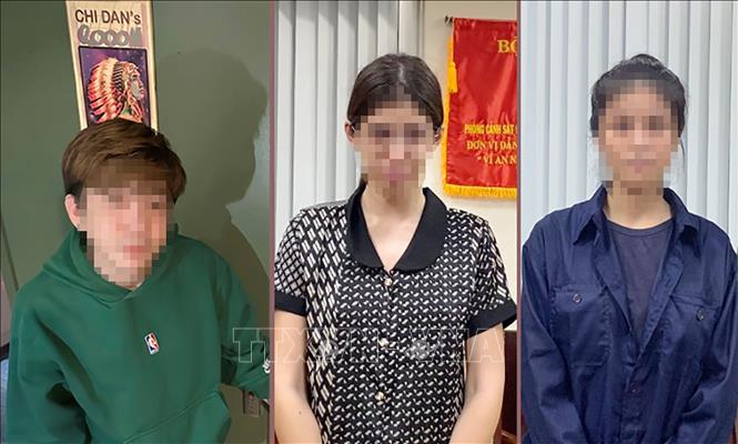 3 nhân vật bắt giữ gồm (từ trái sang phải): ca sĩ Chi Dân; người mẫu, diễn viên Nguyễn Thị An (Andrea Aybar) và tiktoker Nguyễn Đỗ Trúc Phương. Ảnh: TTXVN phát