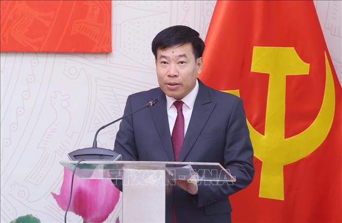 Đồng chí Nguyễn Mạnh Cường, Uỷ viên Trung ương Đảng, Phó Trưởng ban Đối ngoại Trung ương phát biểu nhận nhiệm vụ. Ảnh: Phạm Kiên - TTXVN