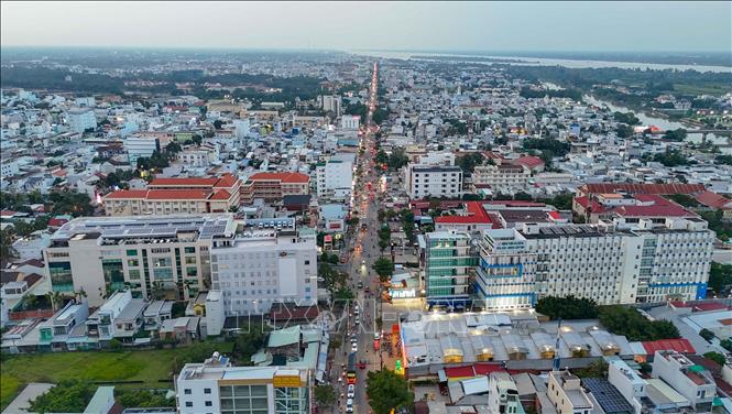 Đường Cách Mạng Tháng Tám (Quốc lộ 91), đoạn qua địa bàn quận Ninh Kiều, thành phố Cần Thơ. Ảnh: Thanh Liêm - TTXVN