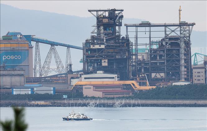 Nhà máy thép POSCO tại Pohang, Hàn Quốc, ngày 10/11/2024. Ảnh: Yonhap/TTXVN