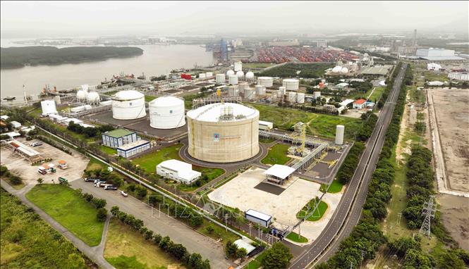 Cụm kho cảng khí hóa lỏng của Tổng Công ty Khí (PVGas) tại cụm cảng biển Cái Mép-Thị Vải tỉnh Bà Rịa-Vũng Tàu. Ảnh: Vũ Sinh – TTXVN