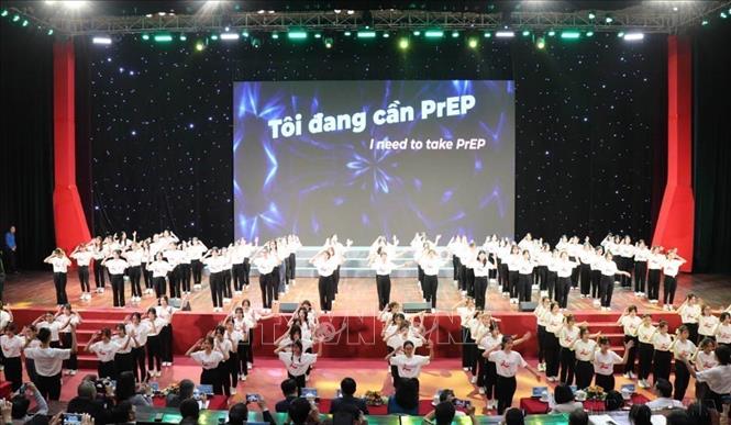 Lễ mít tinh hưởng ứng Tháng Hành động quốc gia phòng, chống HIV/AIDS và Ngày Thế giới phòng, chống AIDS năm 2022, với chủ đề 