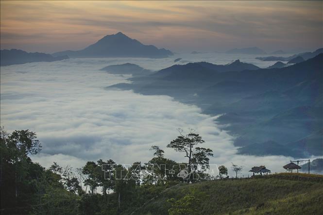 With its pristine landscapes, majestic mountains, and rich cultural heritage, this region has become a popular destination for both domestic and international visitors. VNA Photo: Trọng Đạt