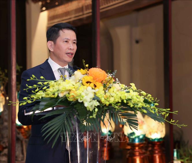 Chủ tịch UBND quận Hoàn Kiếm Phạm Tuấn Long phát biểu. Ảnh: Thanh Tùng - TTXVN