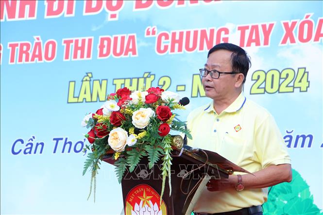 Chủ tịch Ủy ban Mặt trận Tổ quốc Việt Nam thành phố Cần Thơ Nguyễn Trung Nhân phát biểu. Ảnh: Trung Kiên - TTXVN